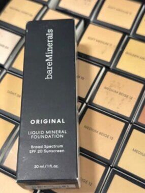 bareMinerals - bareEscentuals Original Liquid Mineral Found Neutral Ivory 06